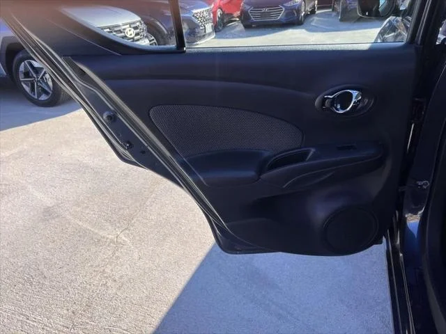 2016 Nissan Versa 1.6 SL