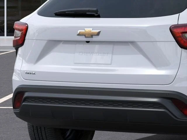 2025 Chevrolet Trax FWD LS