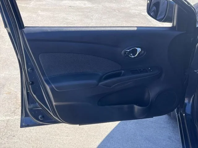 2016 Nissan Versa 1.6 SL