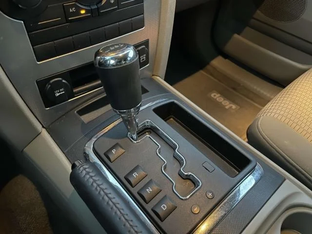 2010 Jeep Grand Cherokee Laredo